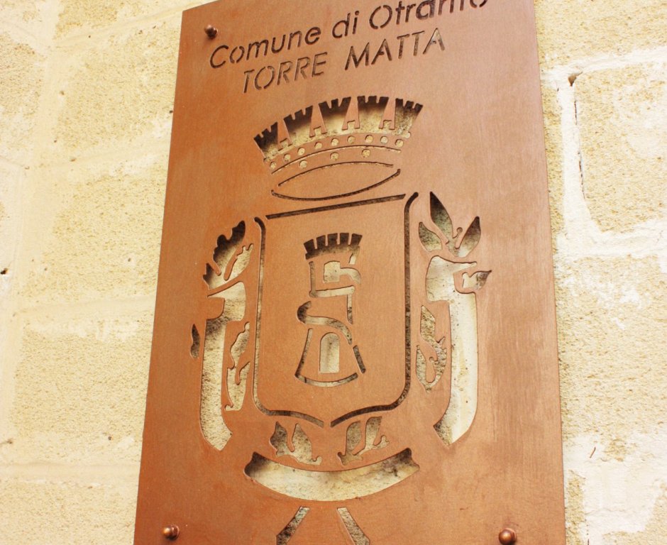 Stemmi e insegne su lamiera personalizzati 
